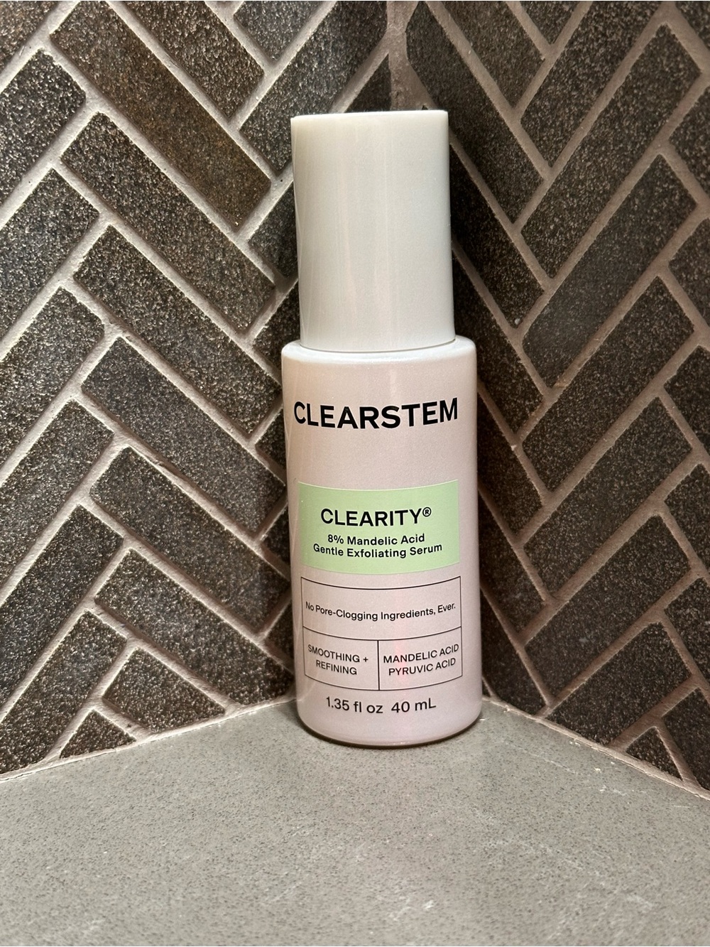 CLEARSTEM CLEARITY 8% Mandelic Acid Exfoliating Serum — White with Green Label